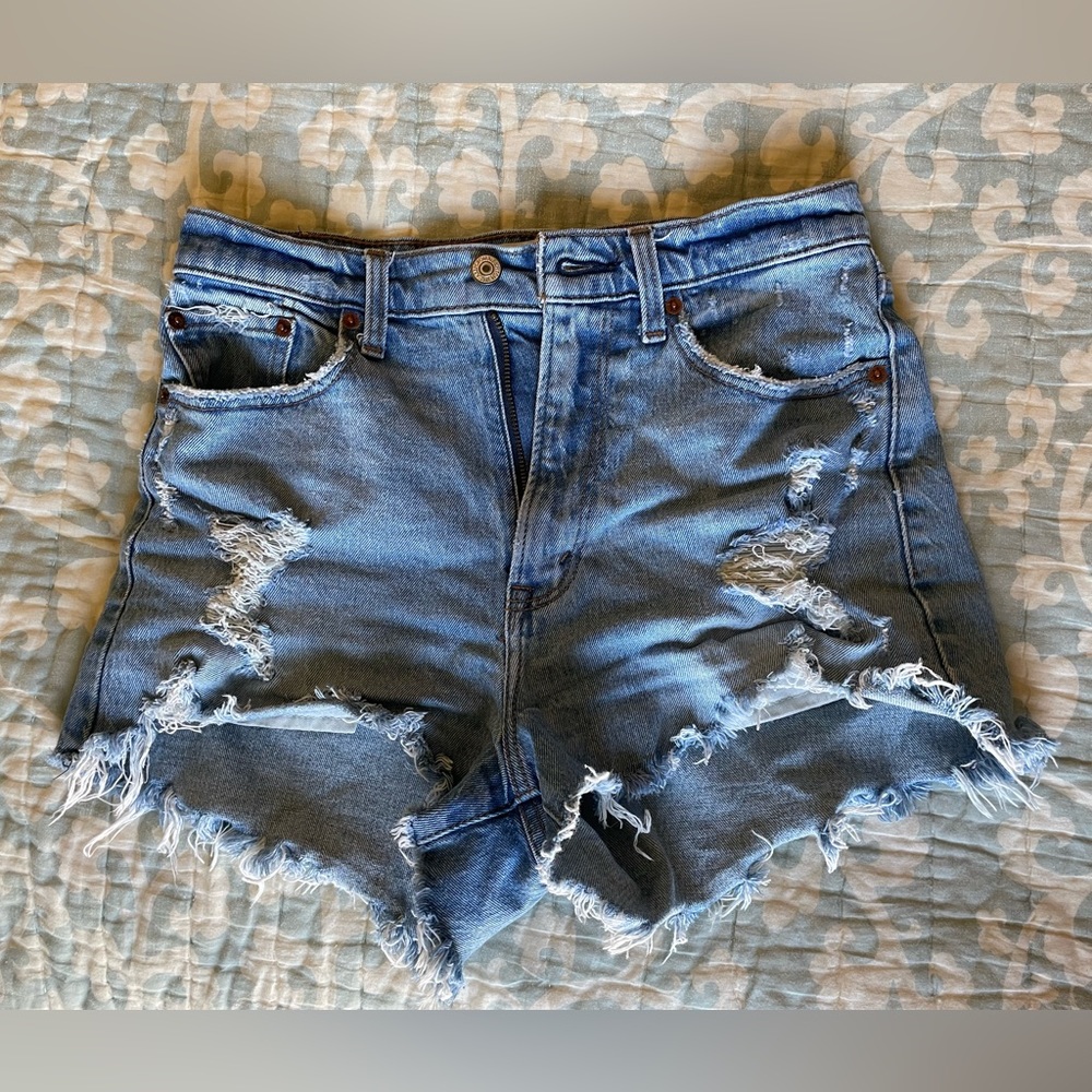 Abercrombie Curve Love Mom Jean Shorts